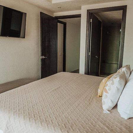 Grand Venetian Beachfront Condos Puerto Vallarta Dış mekan fotoğraf