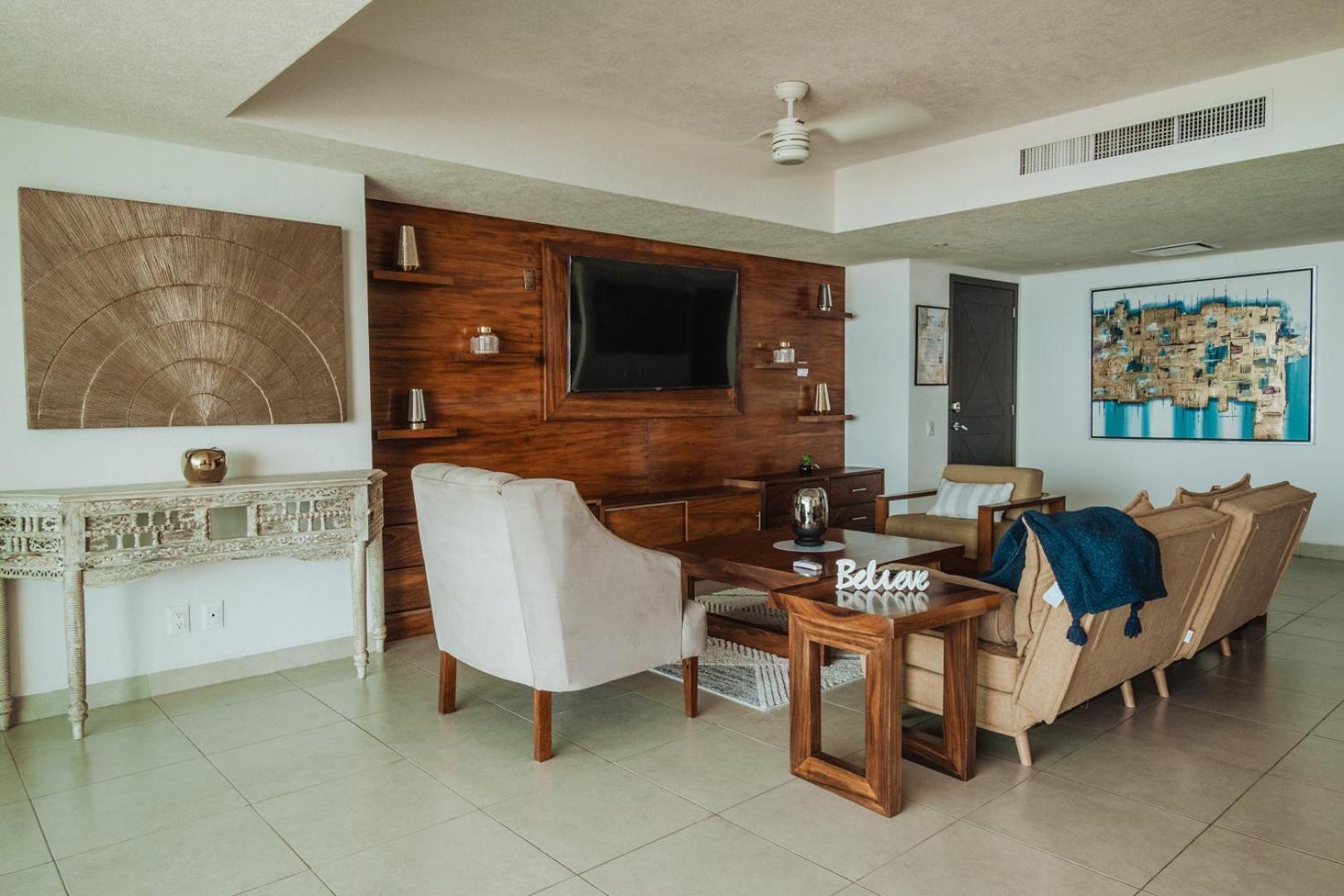 Grand Venetian Beachfront Condos Puerto Vallarta Dış mekan fotoğraf