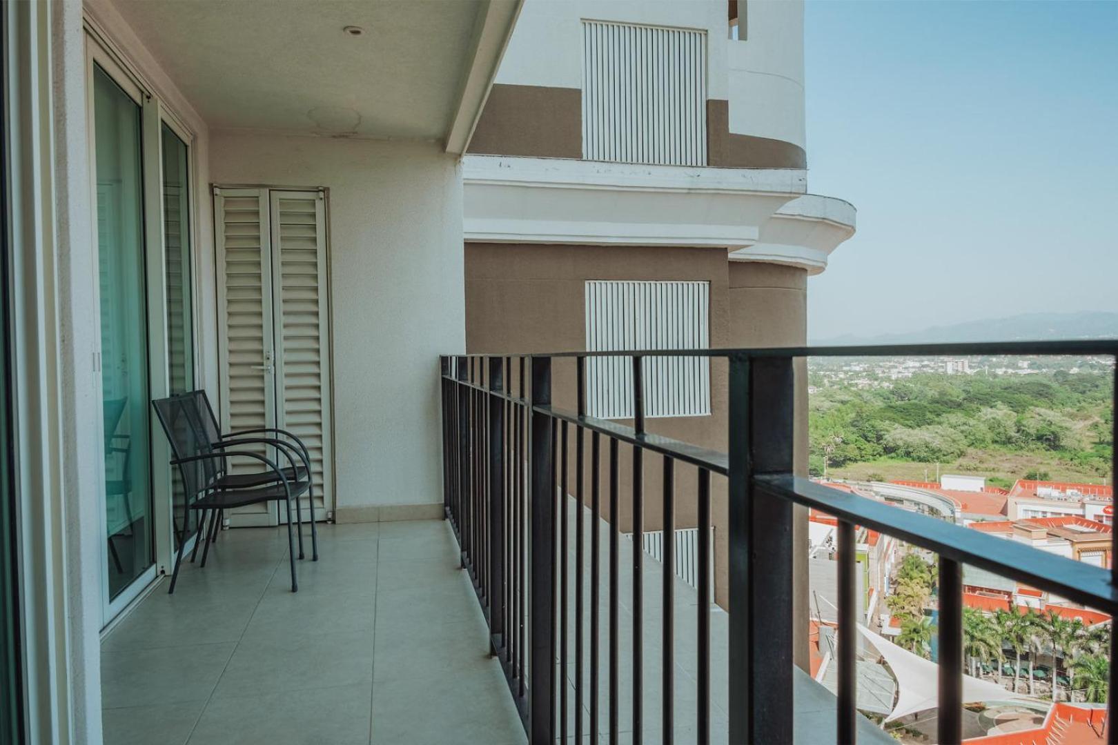 Grand Venetian Beachfront Condos Puerto Vallarta Dış mekan fotoğraf
