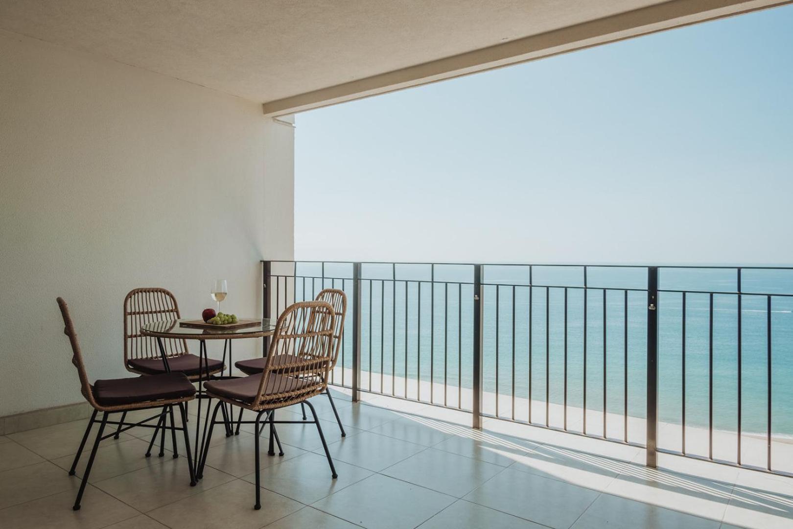 Grand Venetian Beachfront Condos Puerto Vallarta Dış mekan fotoğraf