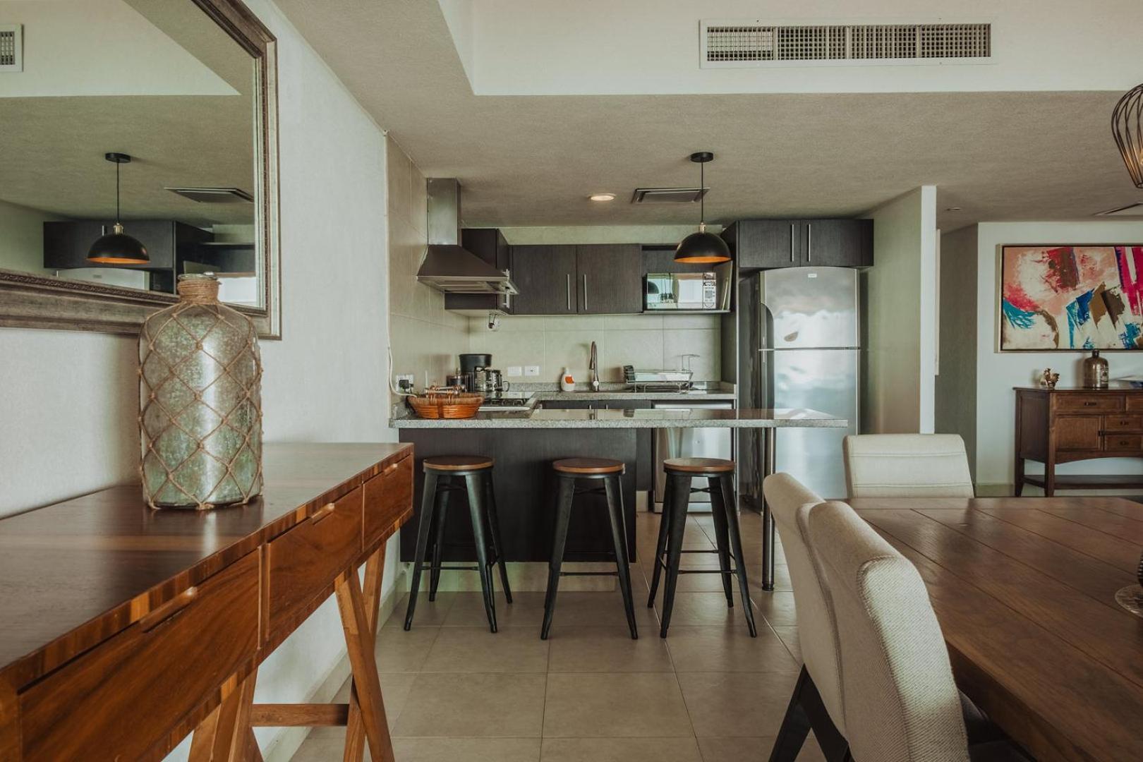 Grand Venetian Beachfront Condos Puerto Vallarta Dış mekan fotoğraf