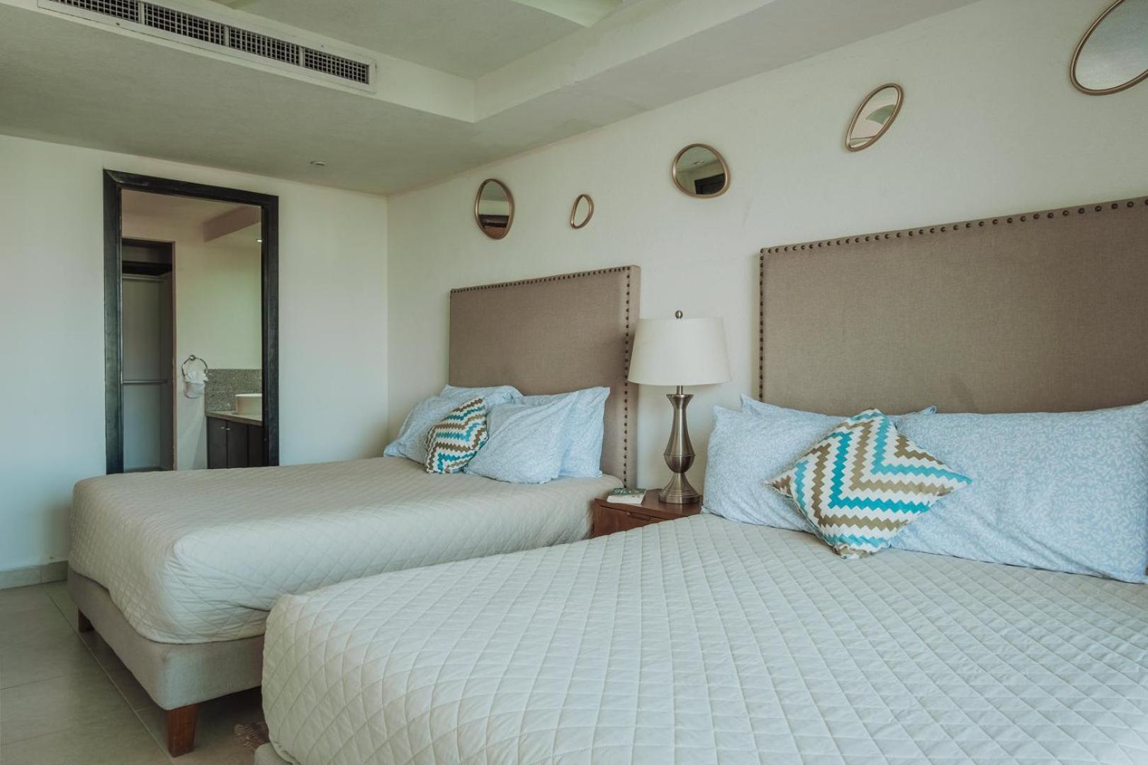 Grand Venetian Beachfront Condos Puerto Vallarta Dış mekan fotoğraf
