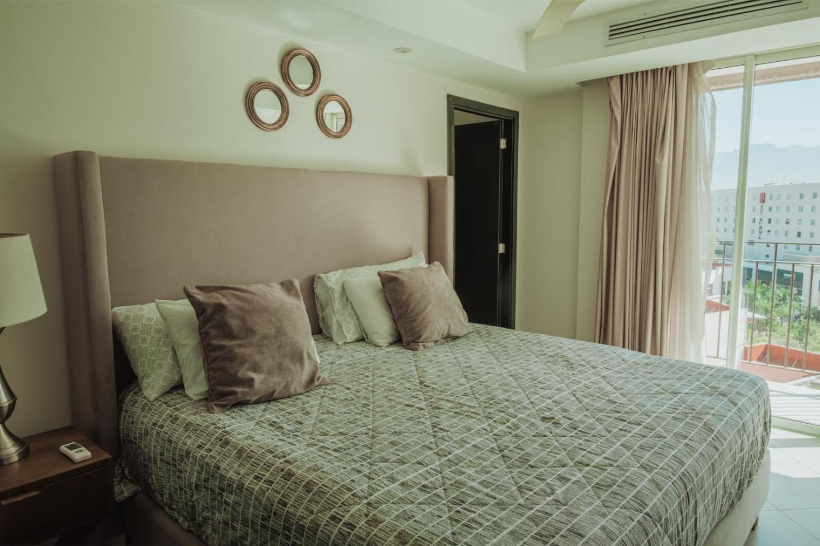 Grand Venetian Beachfront Condos Puerto Vallarta Dış mekan fotoğraf